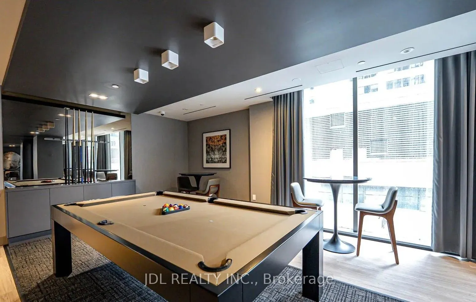 8 Cumberland Street, #3105