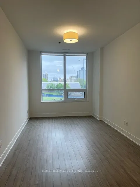 310 Tweedsmuir Avenue, #301