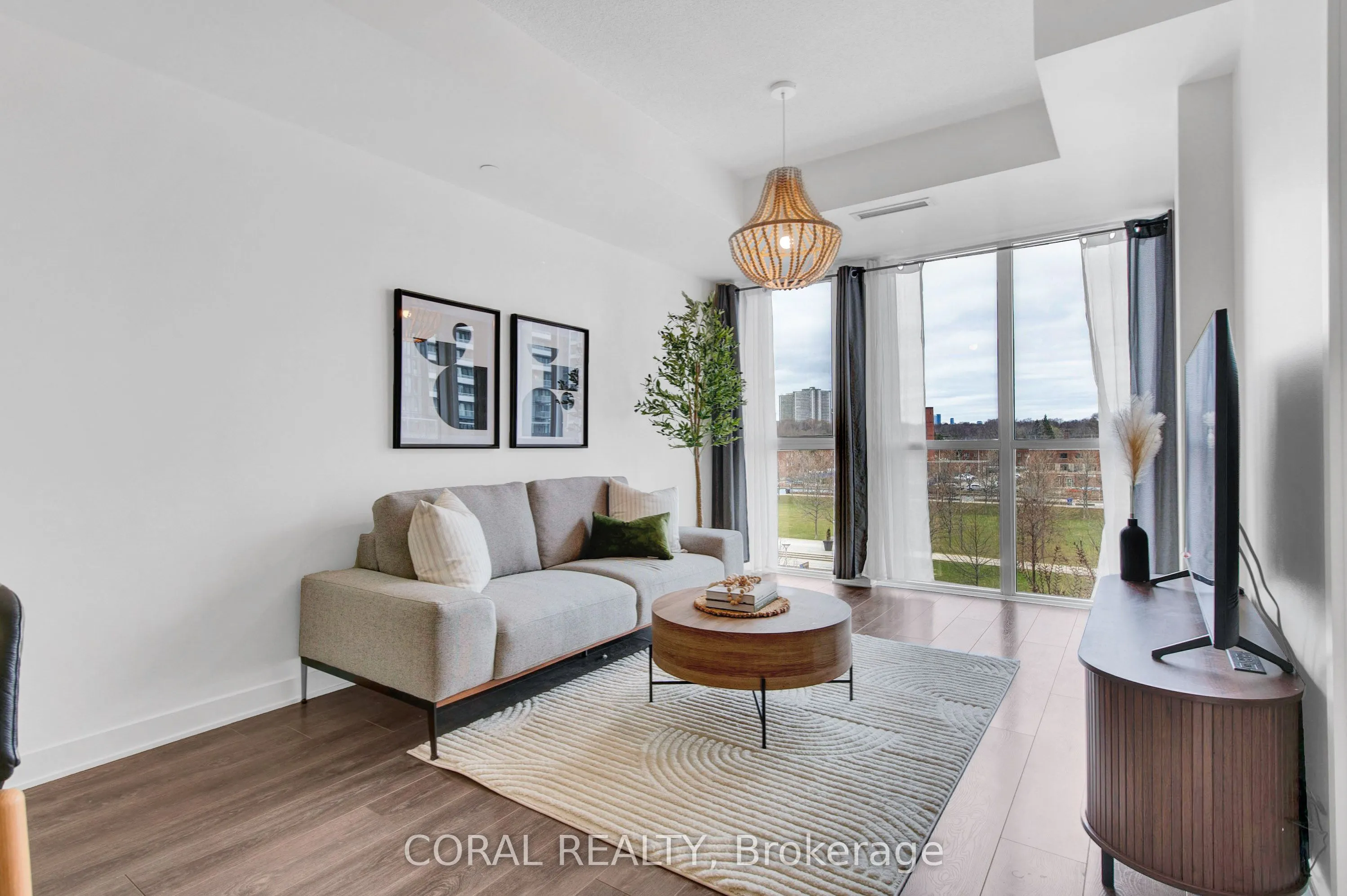 170 Sumach Street, #523