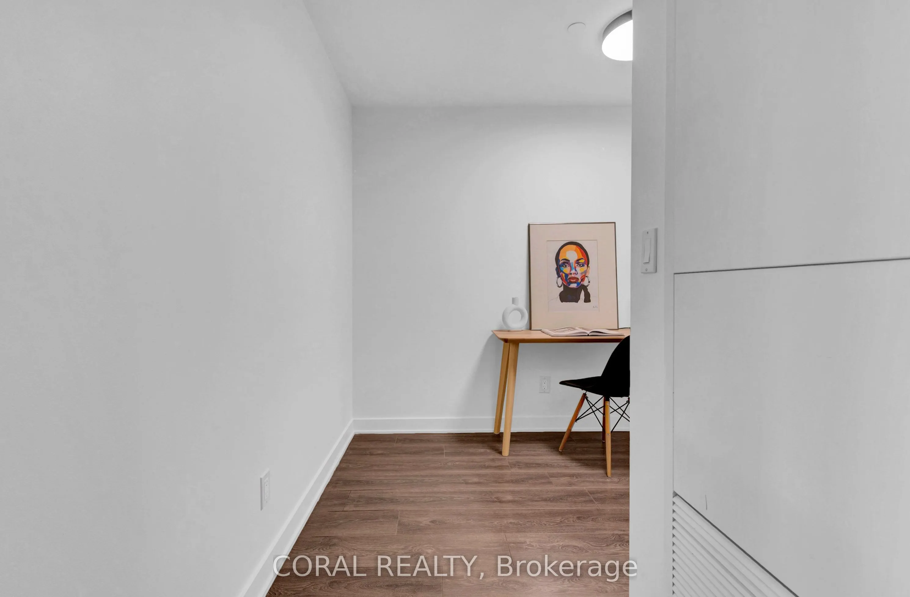 170 Sumach Street, #523