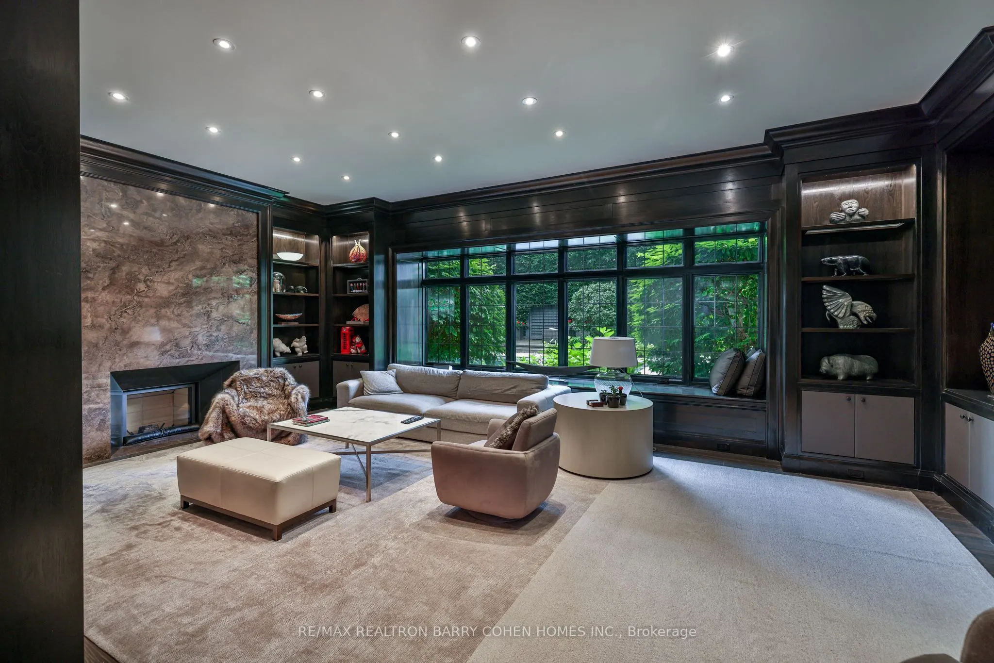 30 Whitney Avenue