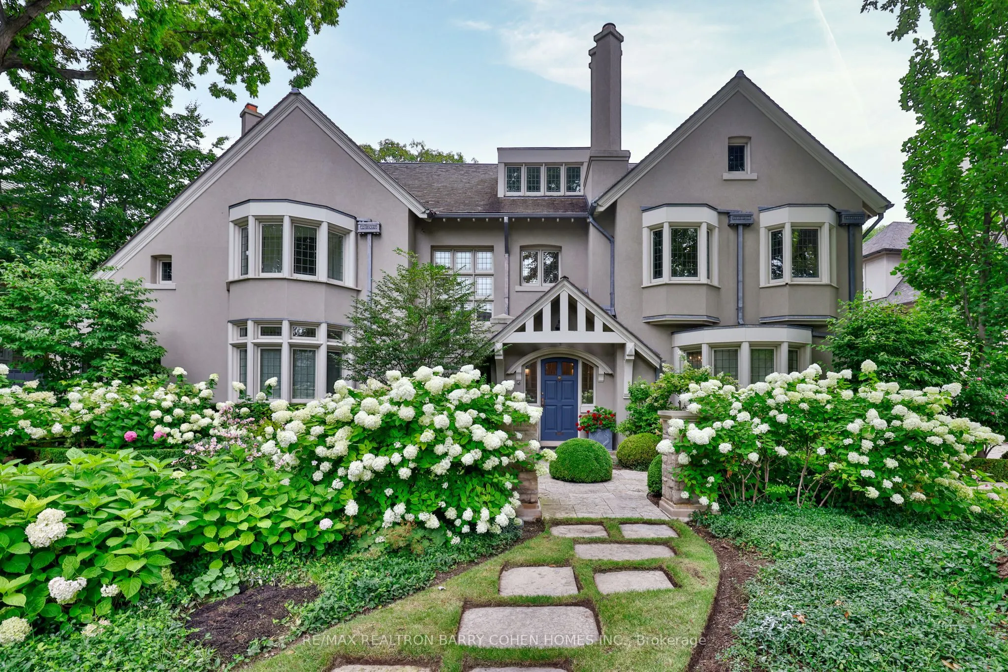 30 Whitney Avenue