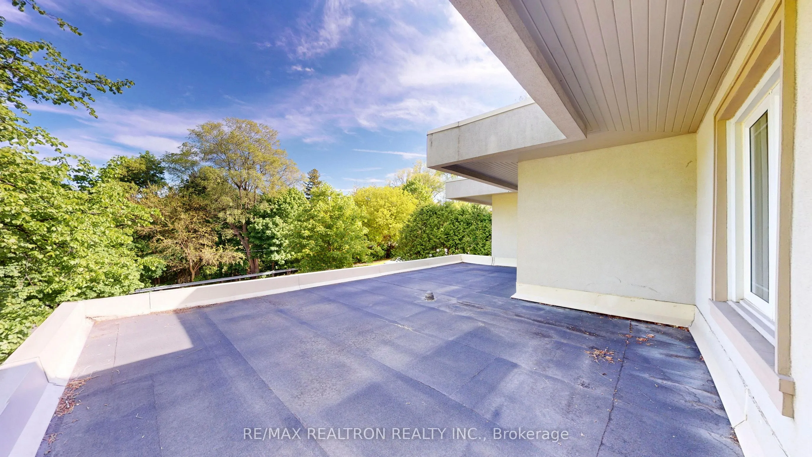 48 Silvergrove Road