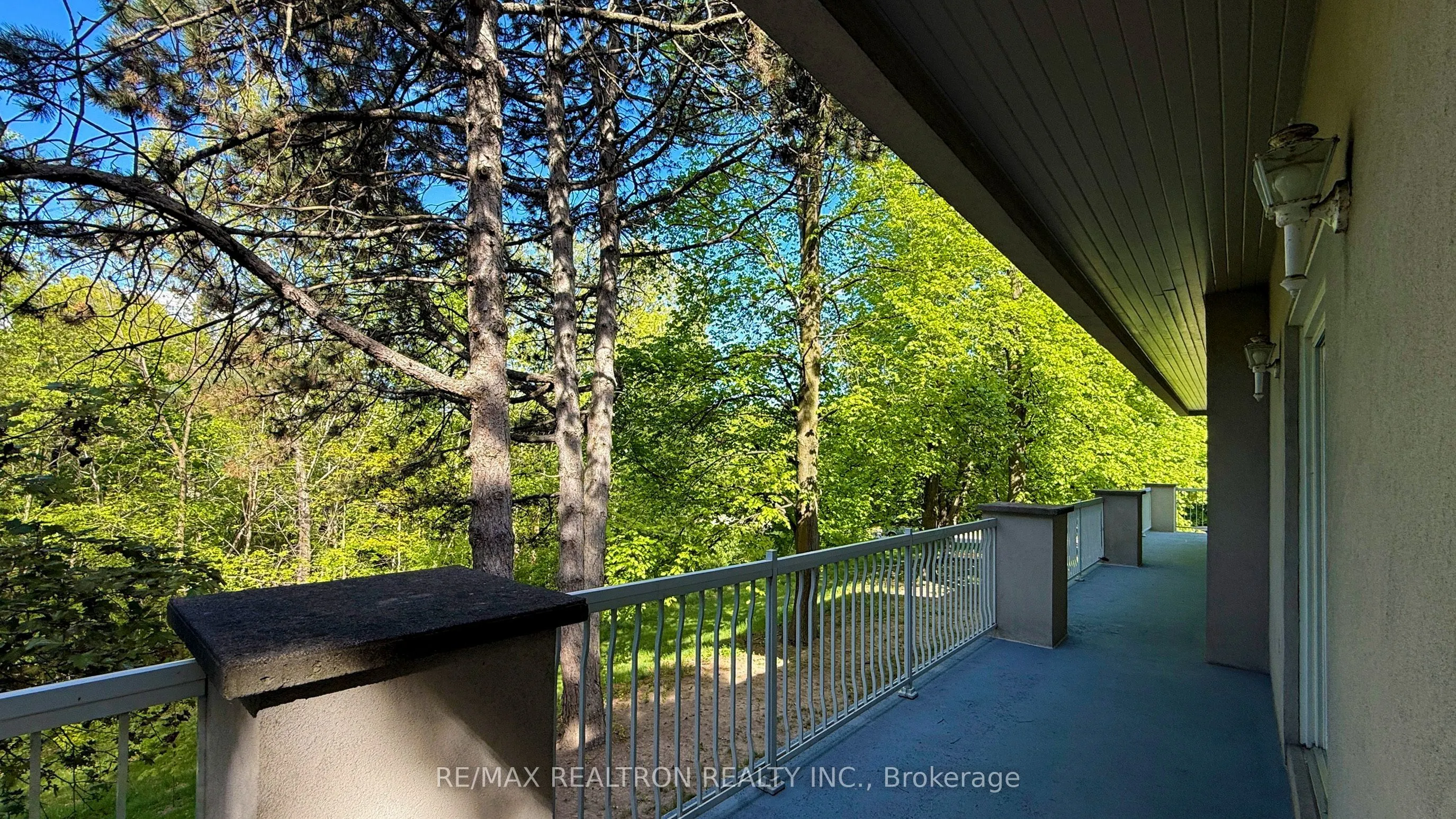 48 Silvergrove Road