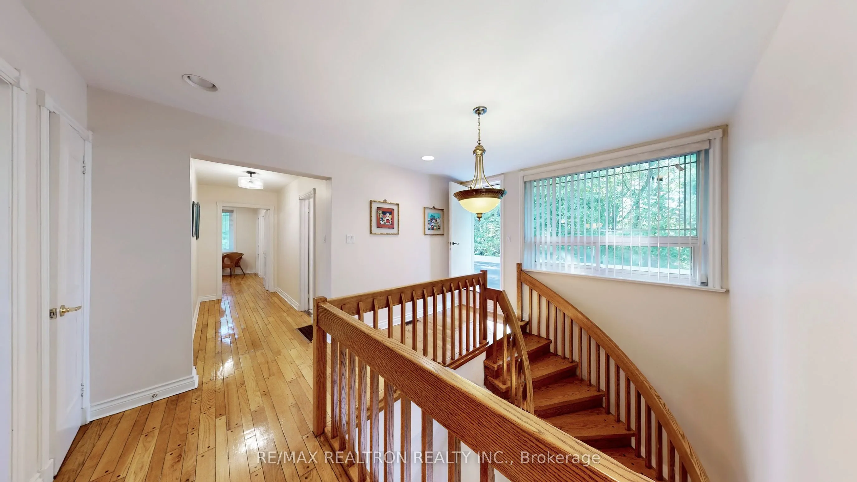 48 Silvergrove Road