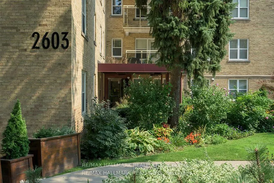 2603 Bathurst Street, #602