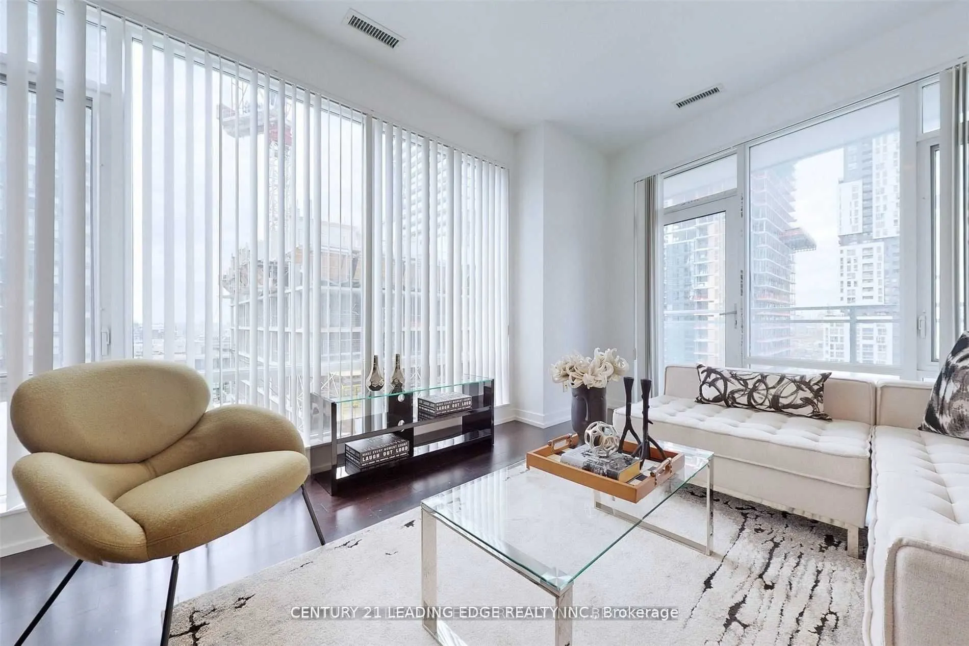 21 Widmer Street, #1702