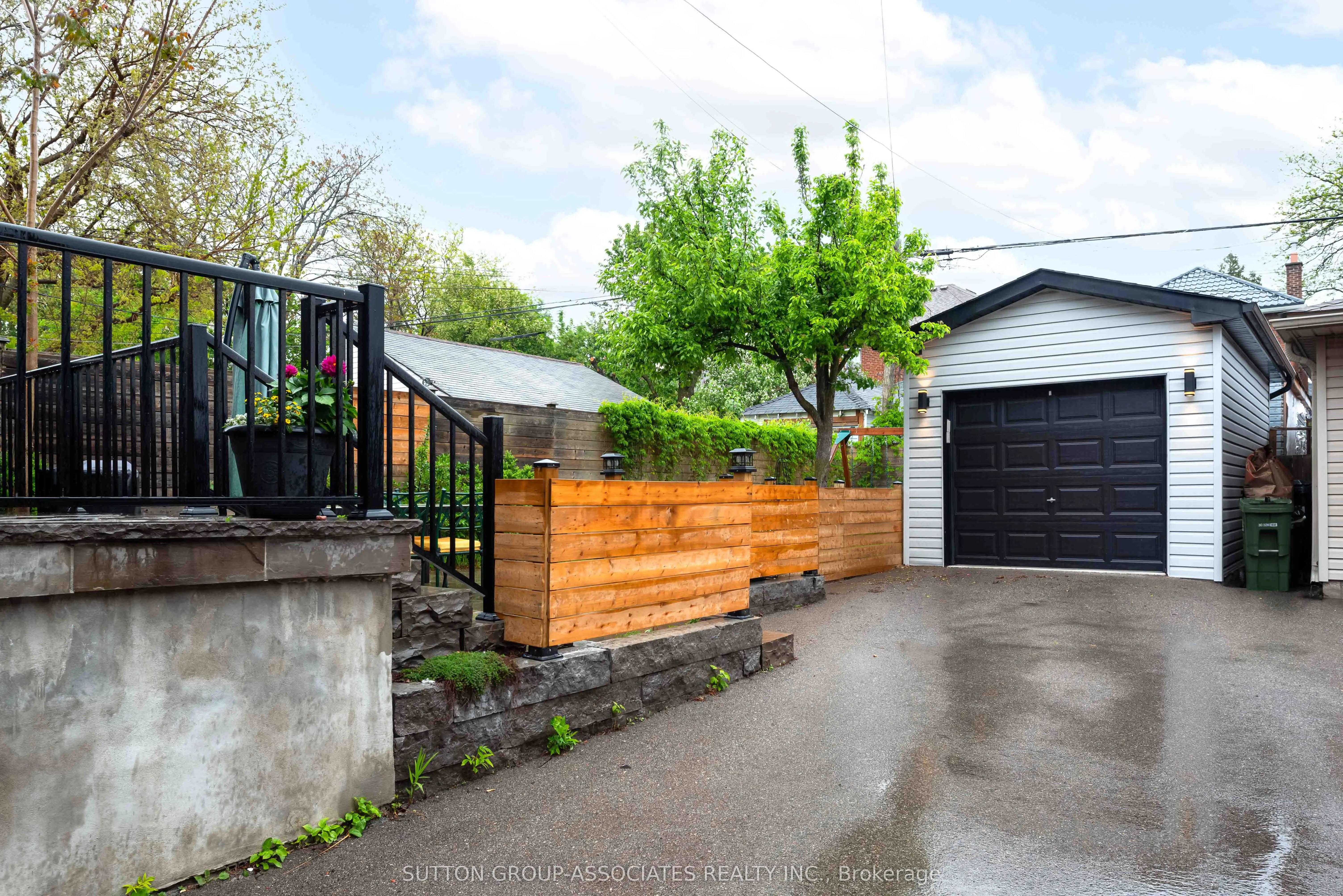 209 Atlas Avenue