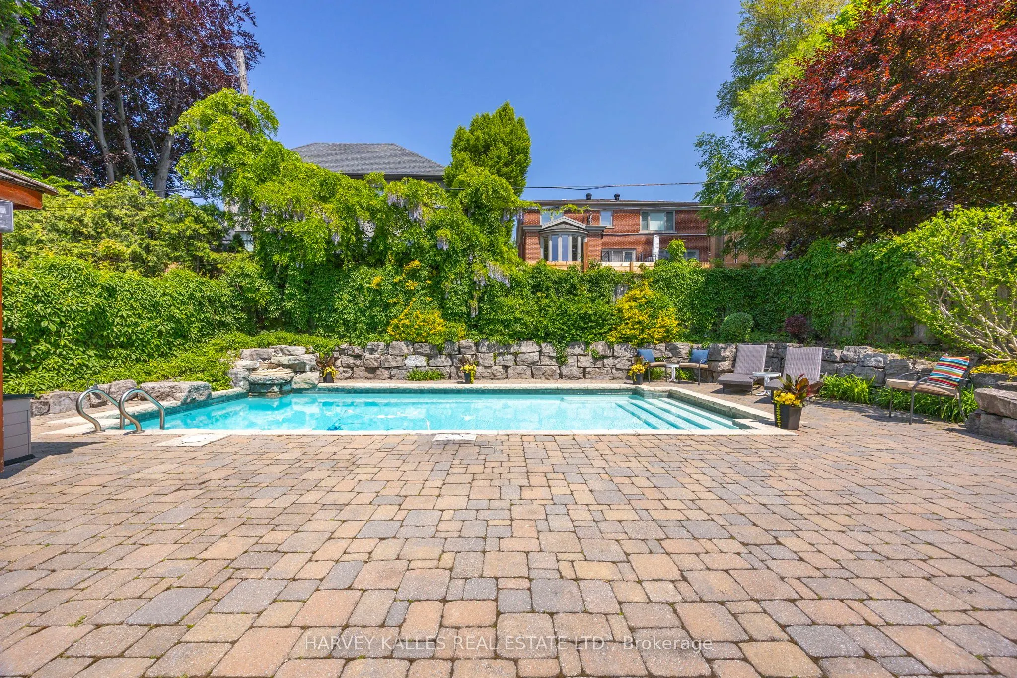 26 Forest Ridge Drive