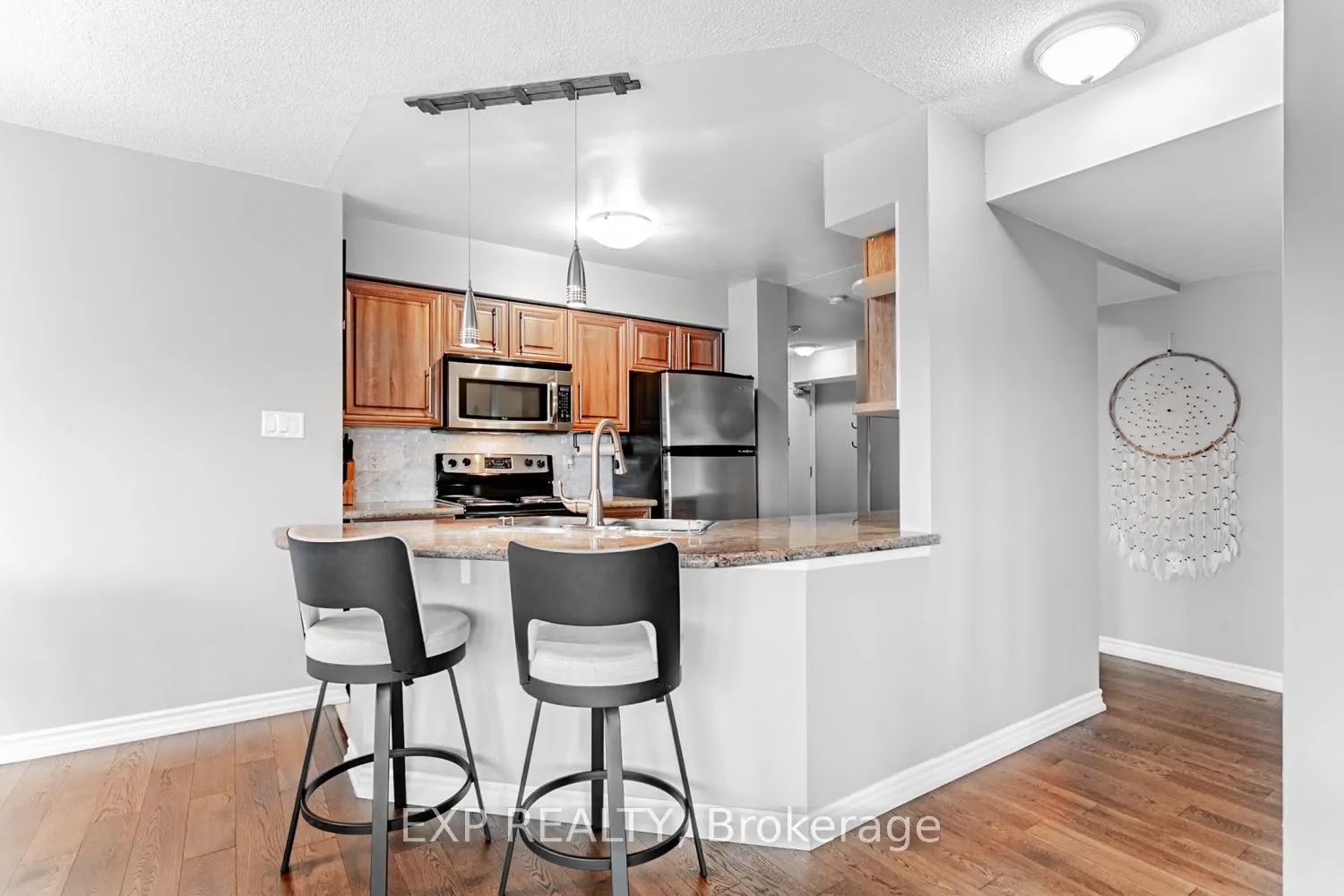 872 Sheppard Avenue W, #603