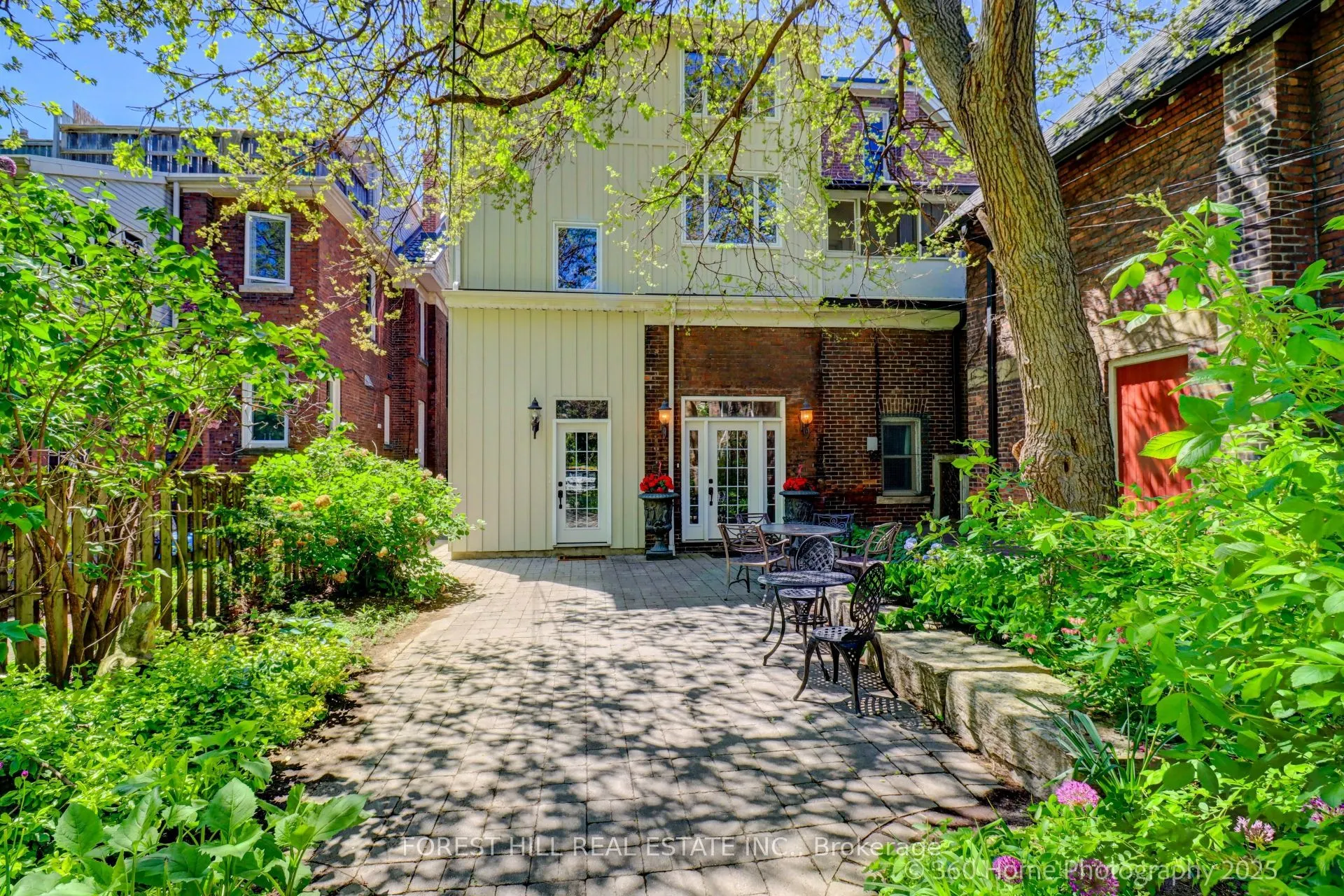 379 Huron Street