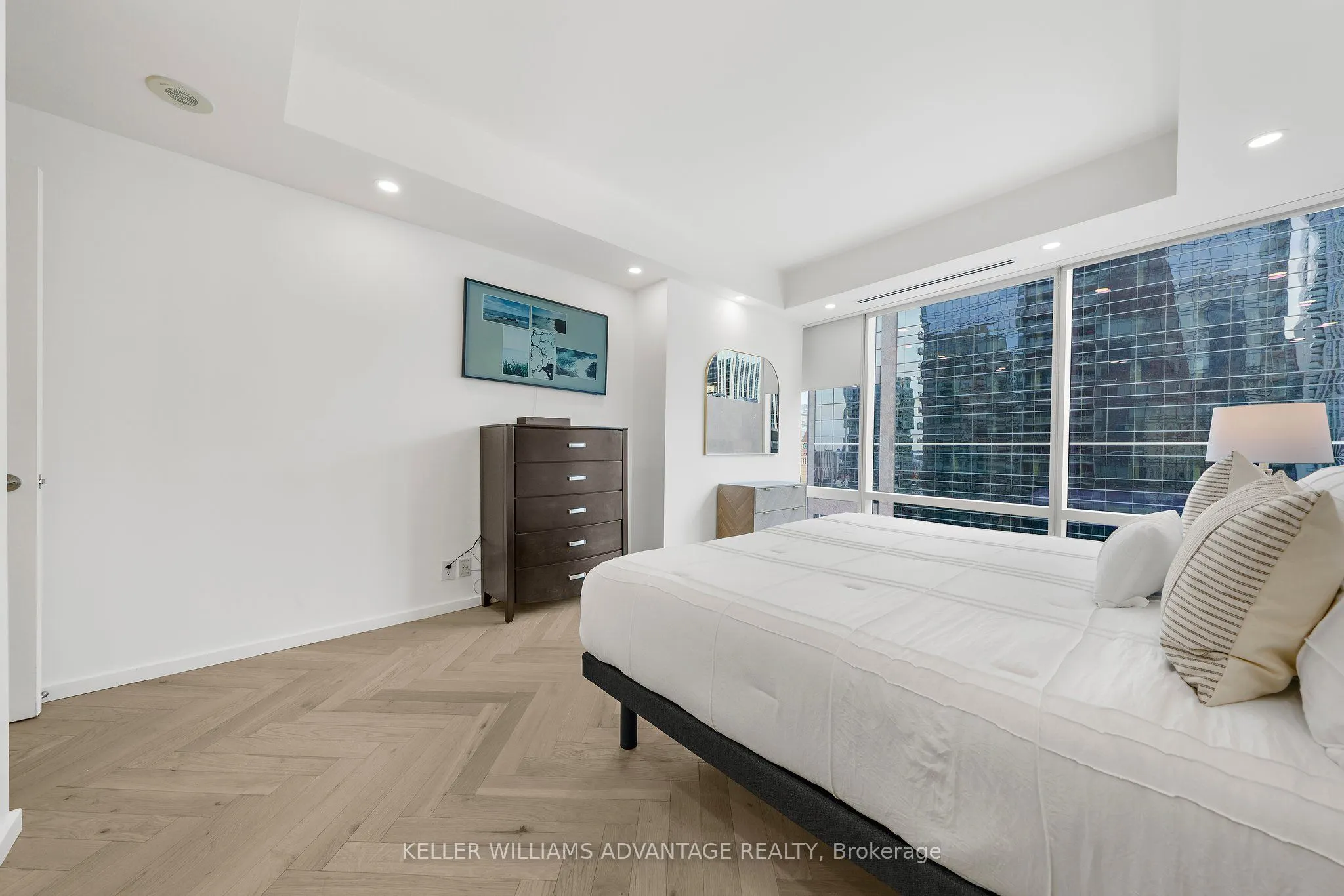 180 University Avenue, #2308