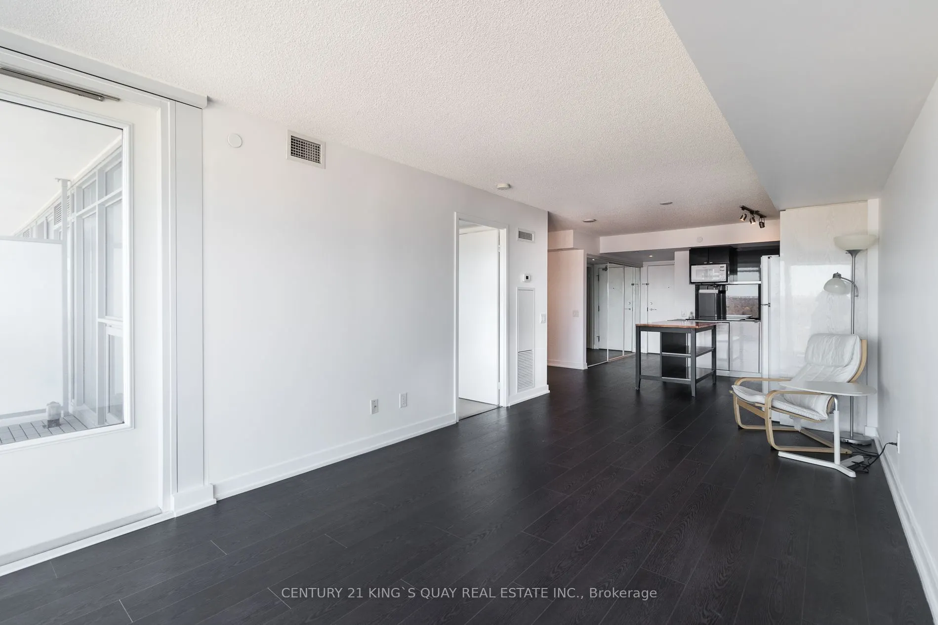72 Esther Shiner Boulevard, #1609
