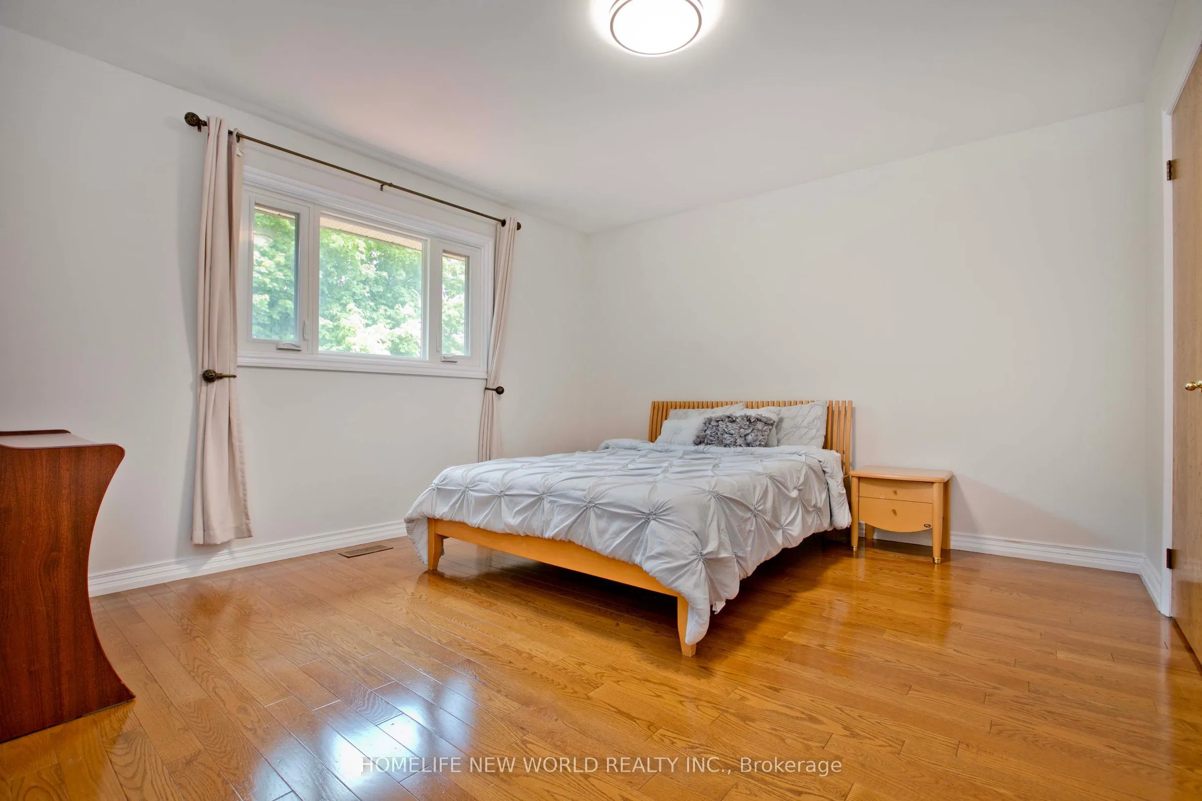 5 Willow Heights Court