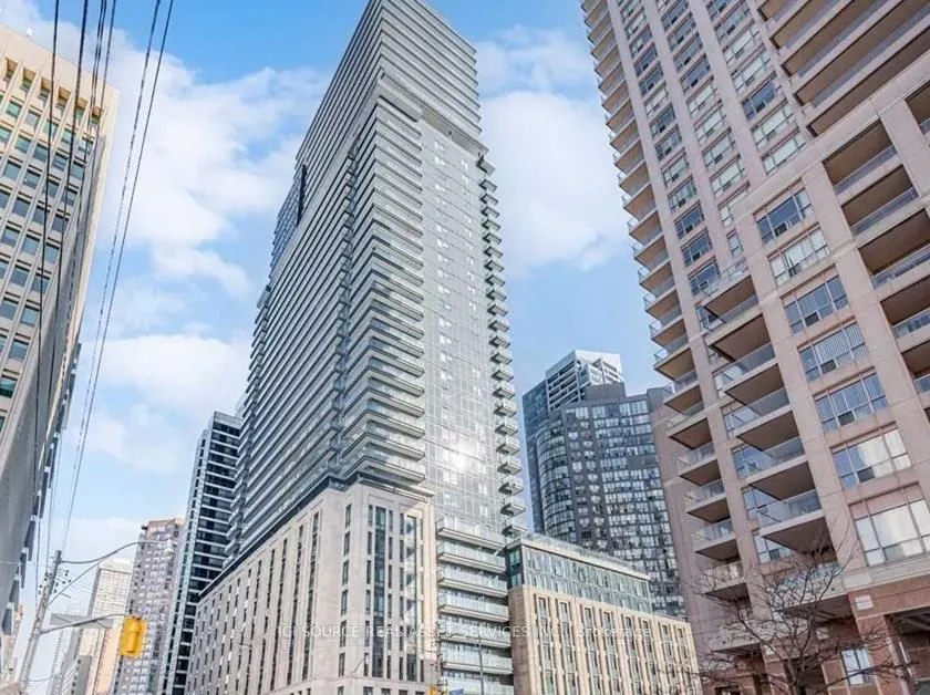 955 Bay Street, #611