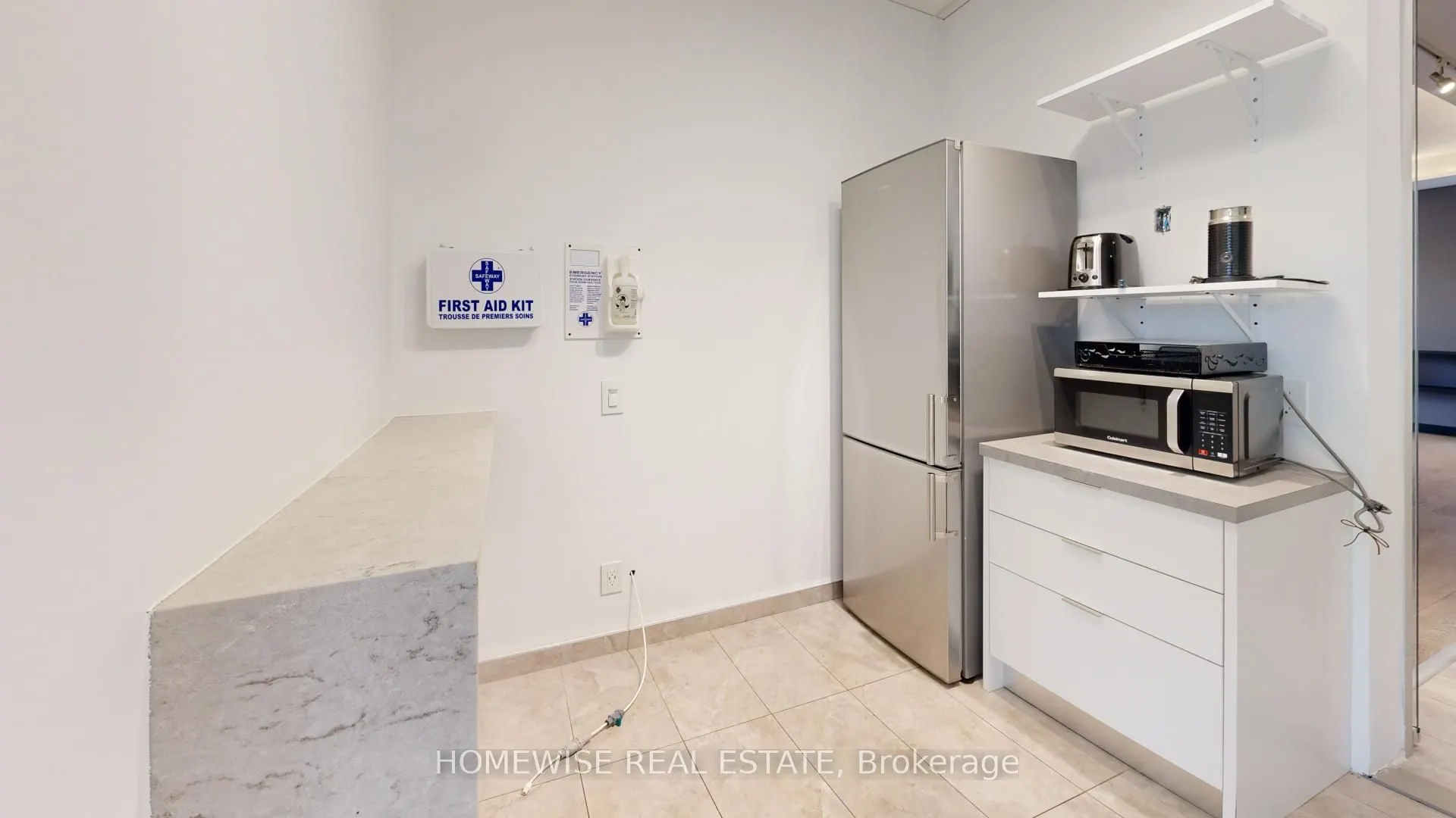 2828 Bathurst Street, #200