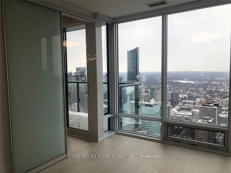 488 University Avenue, #5403