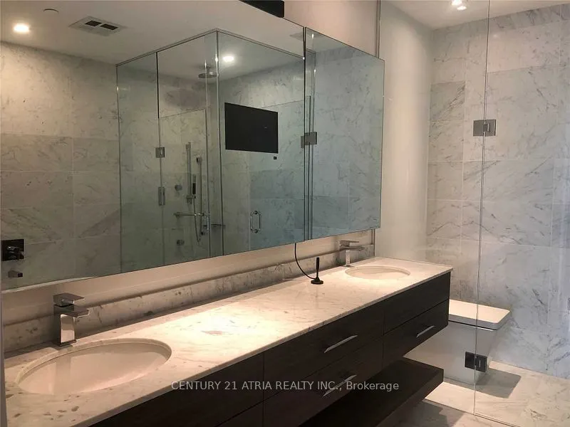 488 University Avenue, #5403