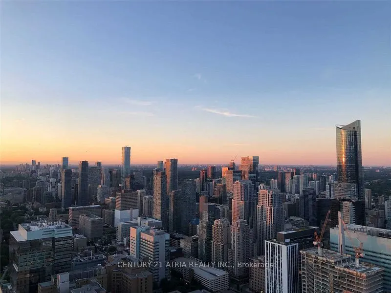 488 University Avenue, #5403