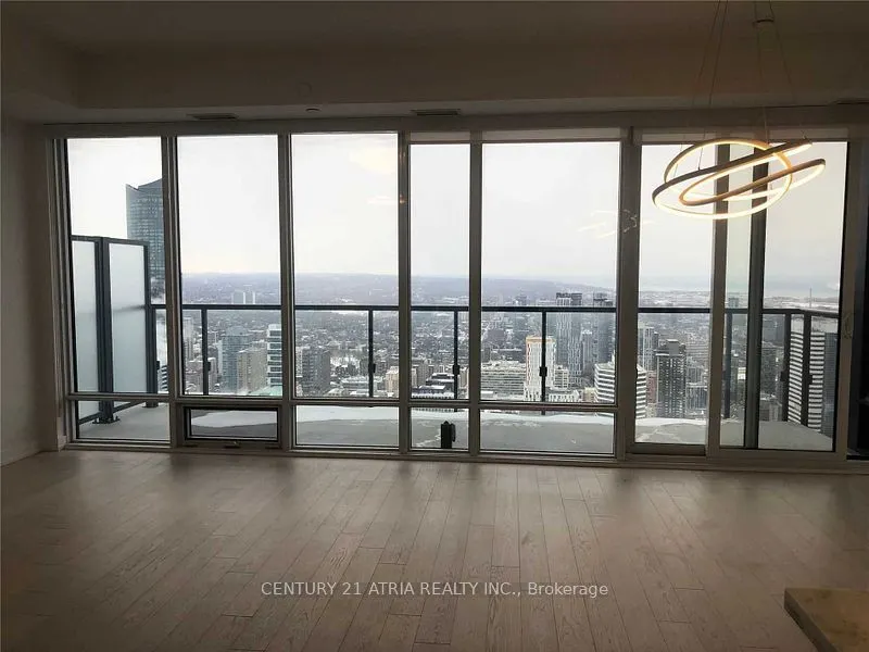 488 University Avenue, #5403