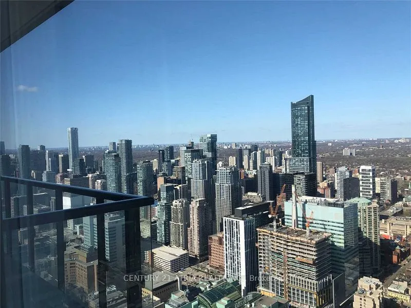 488 University Avenue, #5403