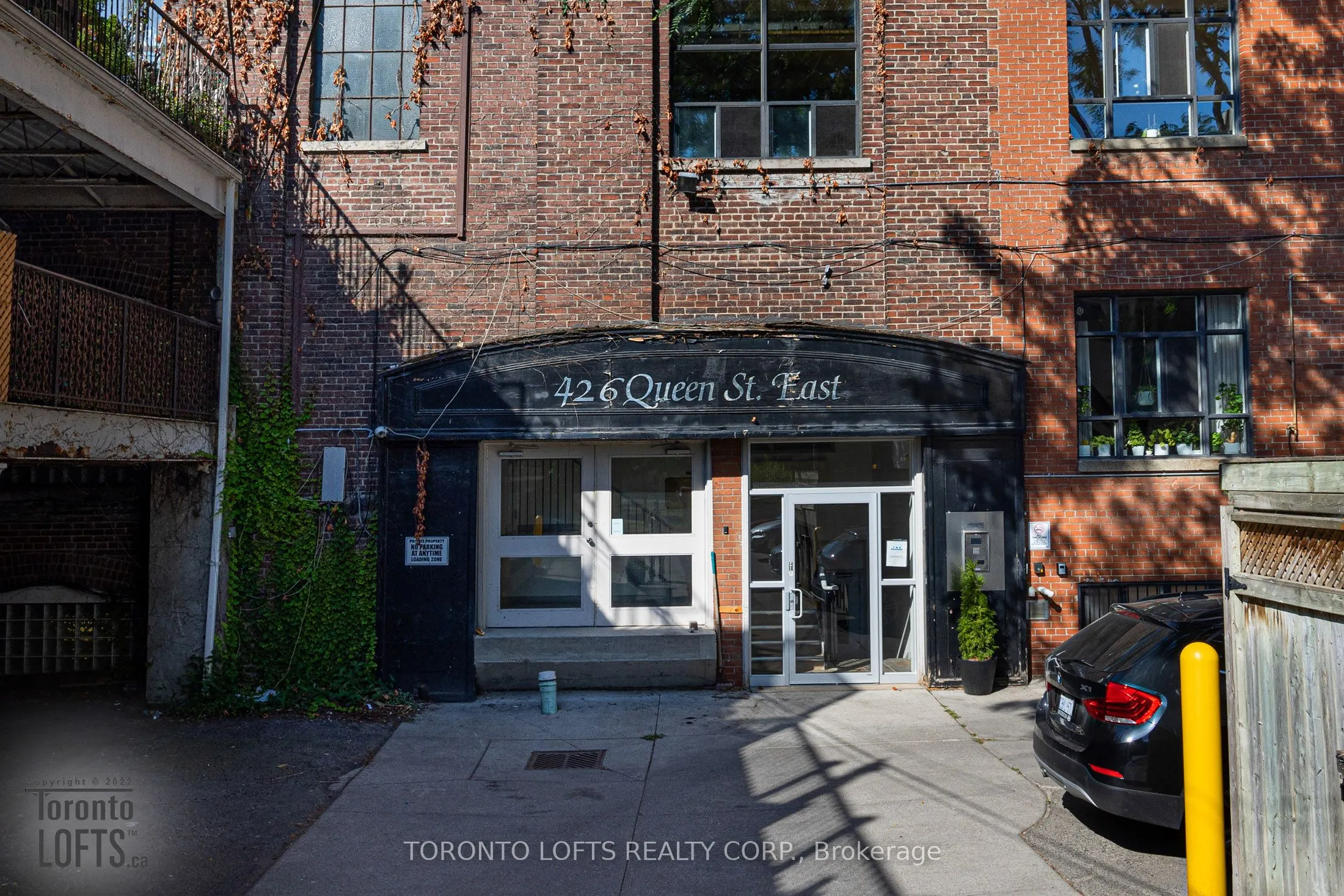 426 Queen Street E, #A01