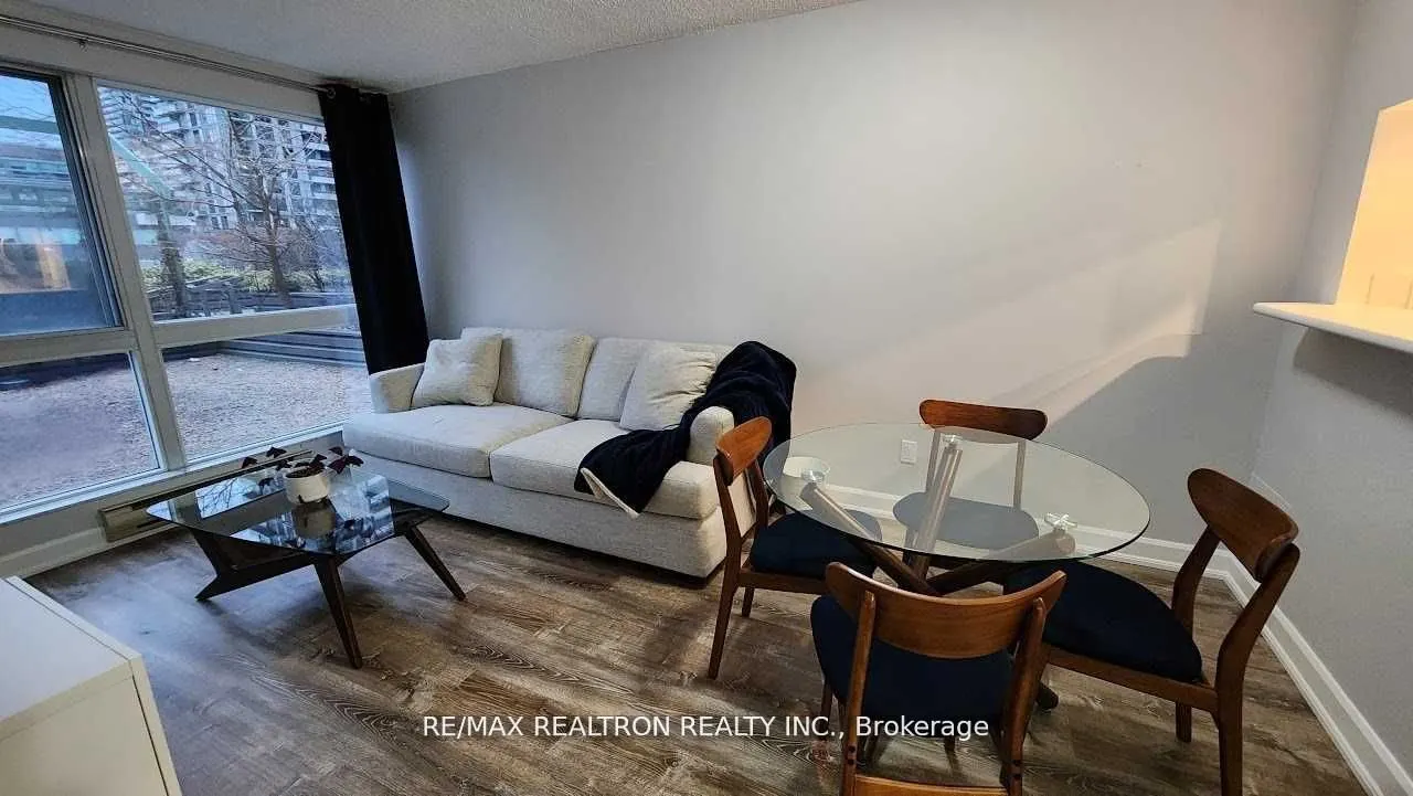 7 Broadway Avenue #211