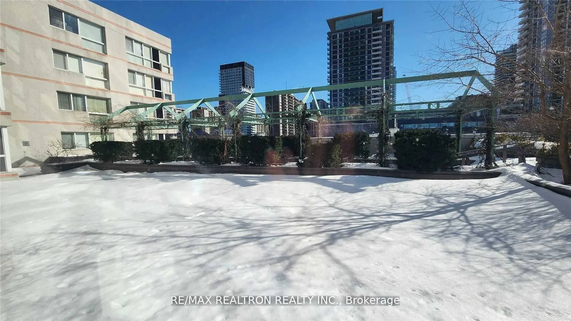 7 Broadway Avenue #211