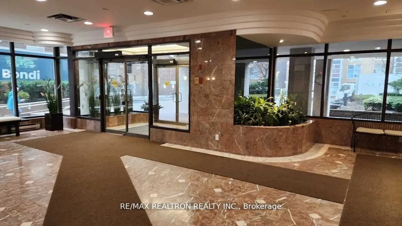 7 Broadway Avenue #211