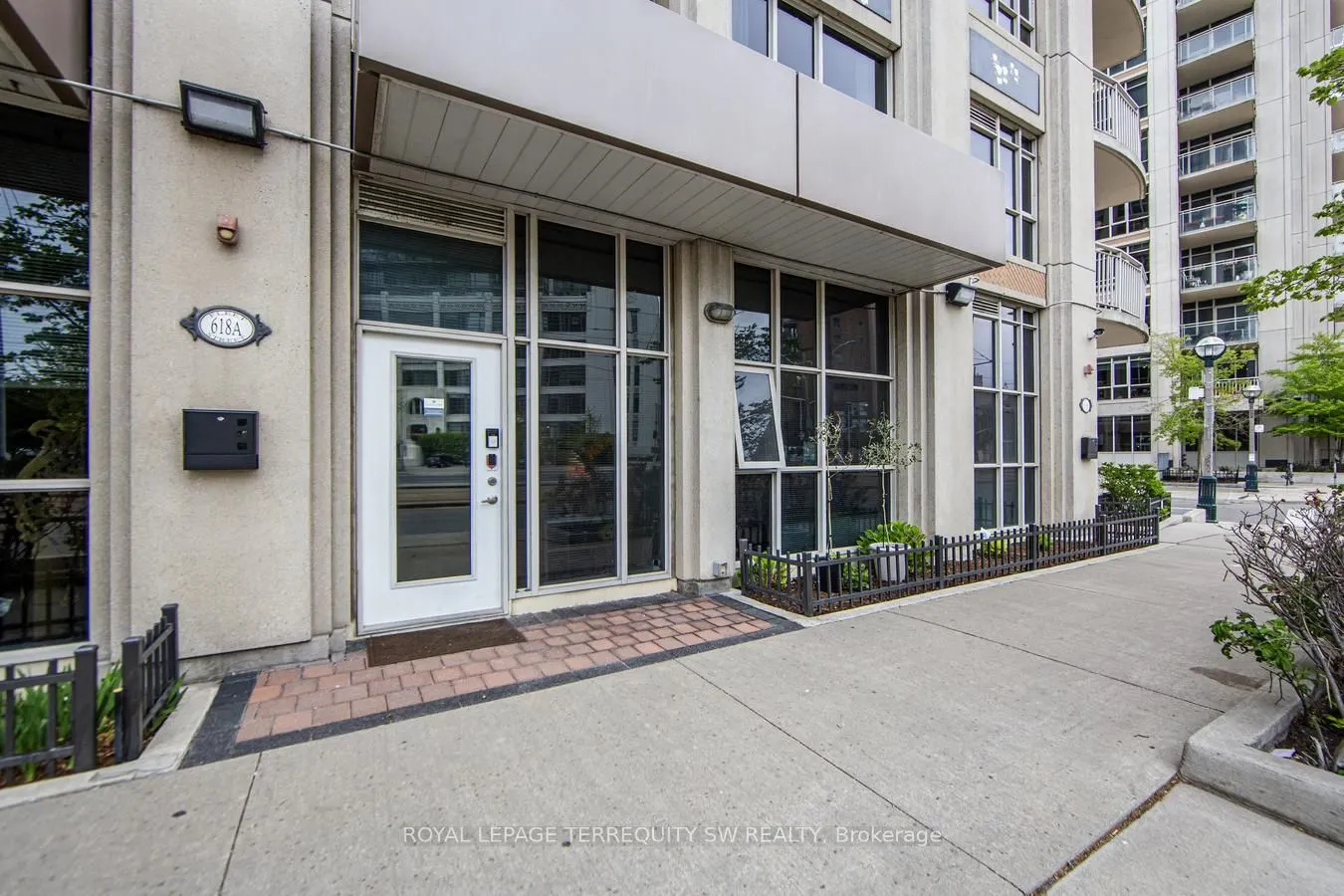 618 A Fleet Street #110