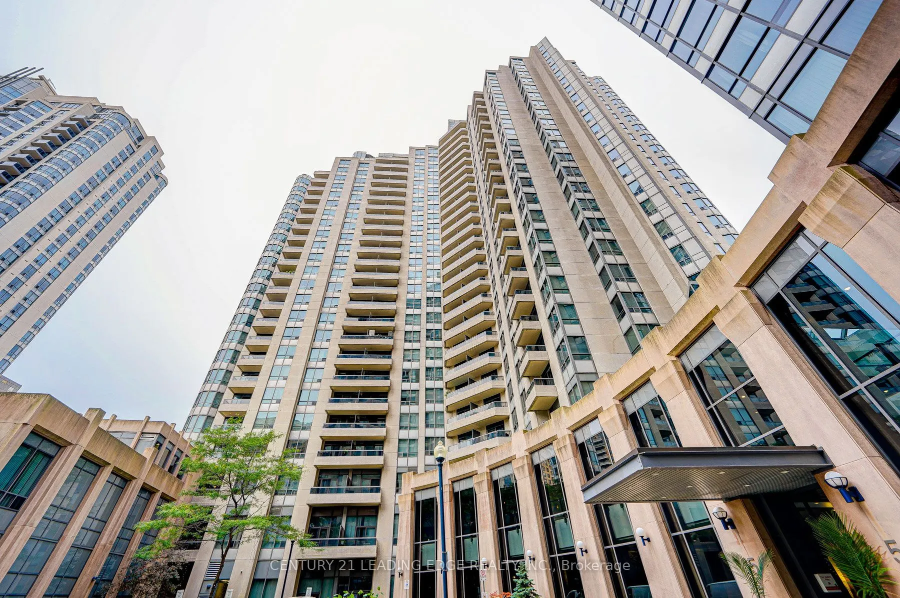 15 Northtown Way, #624