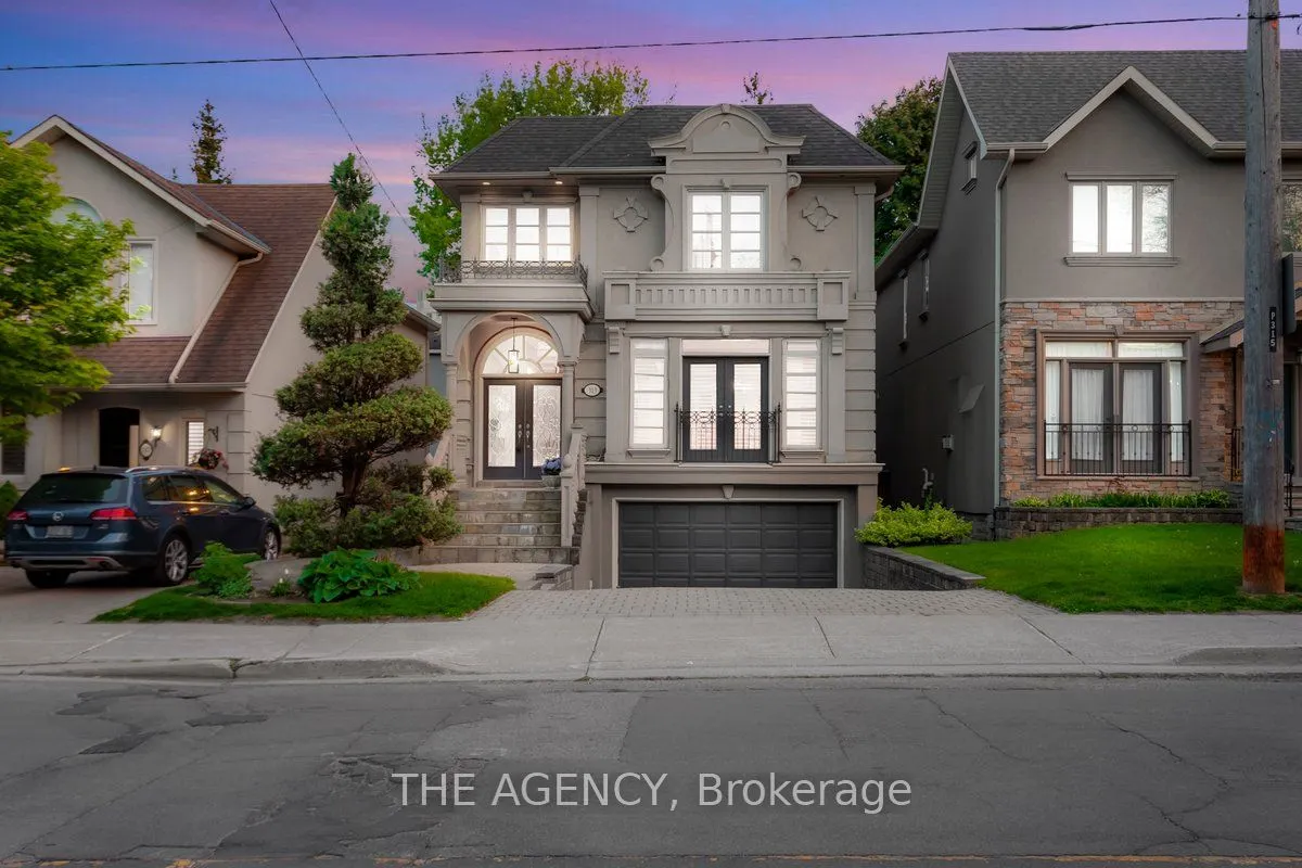 313 Broadway Avenue