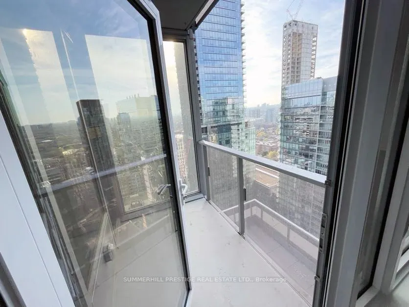 11 Yorkville Avenue, #2503-2505