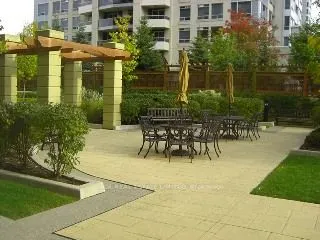 12 Rean Drive, #307
