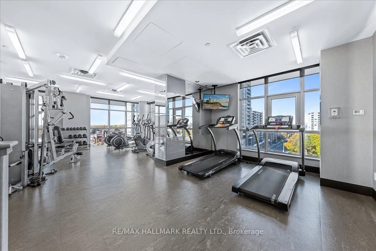 501 St Clair Avenue W, #1811