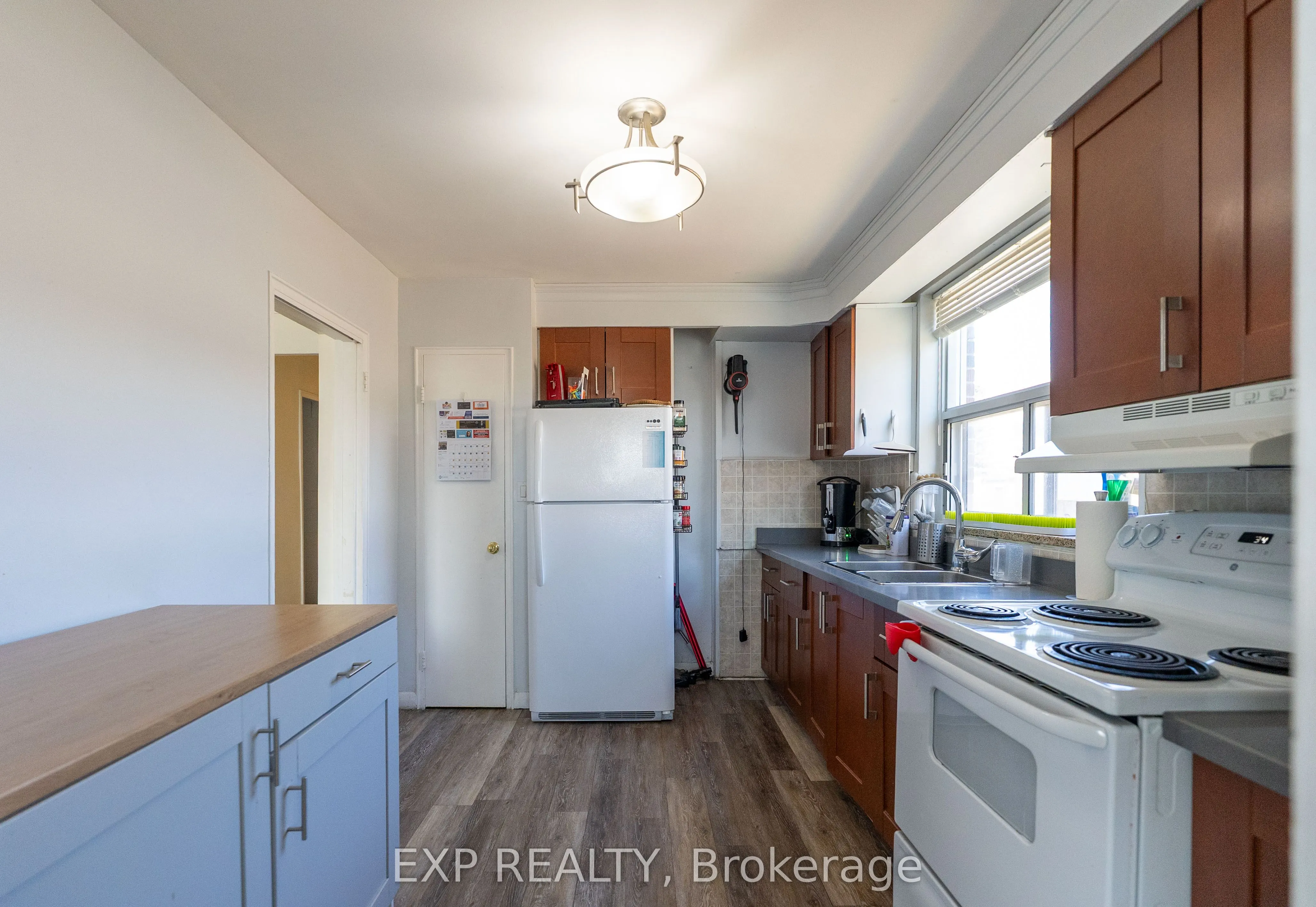 10 Fraserwood Avenue