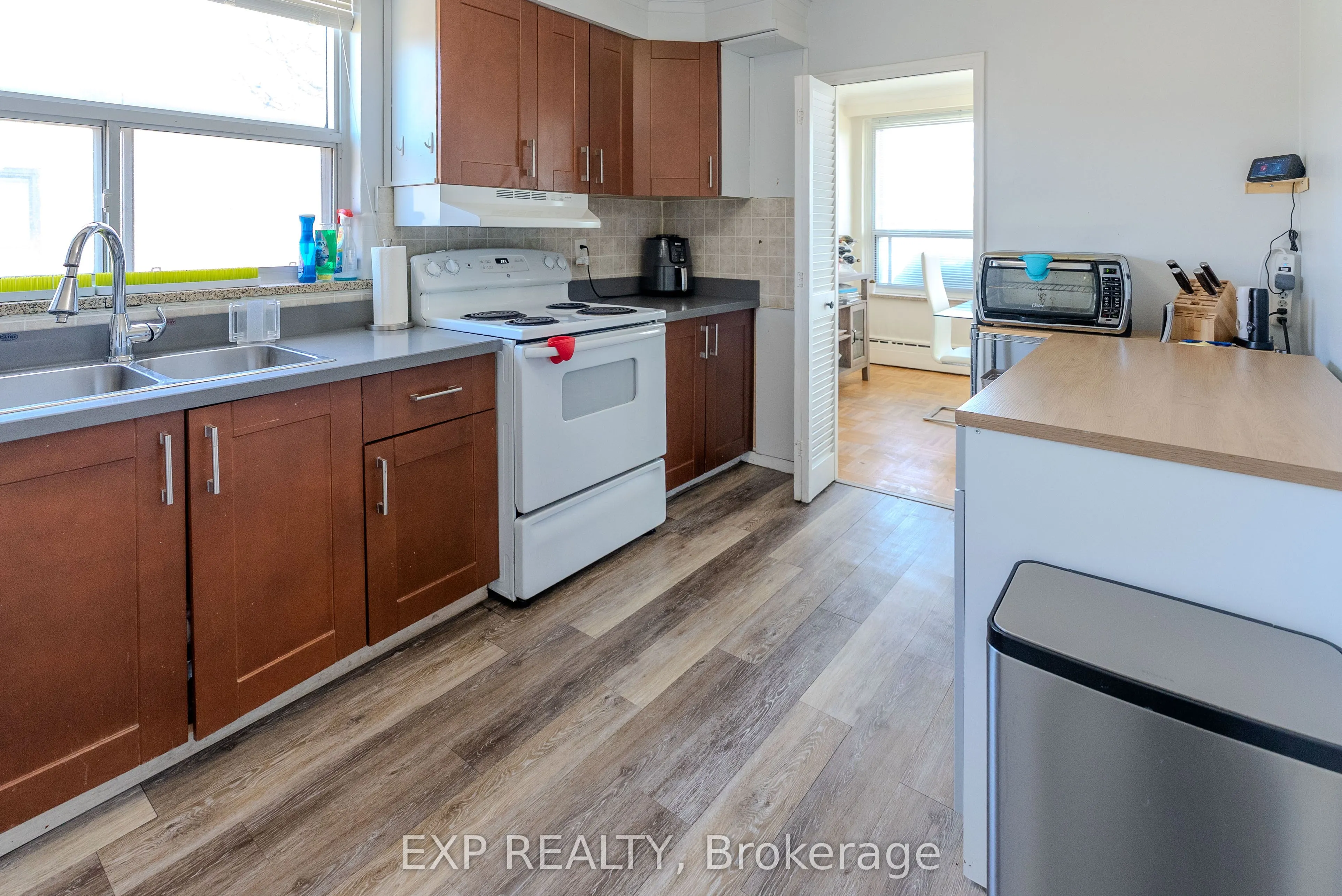 10 Fraserwood Avenue