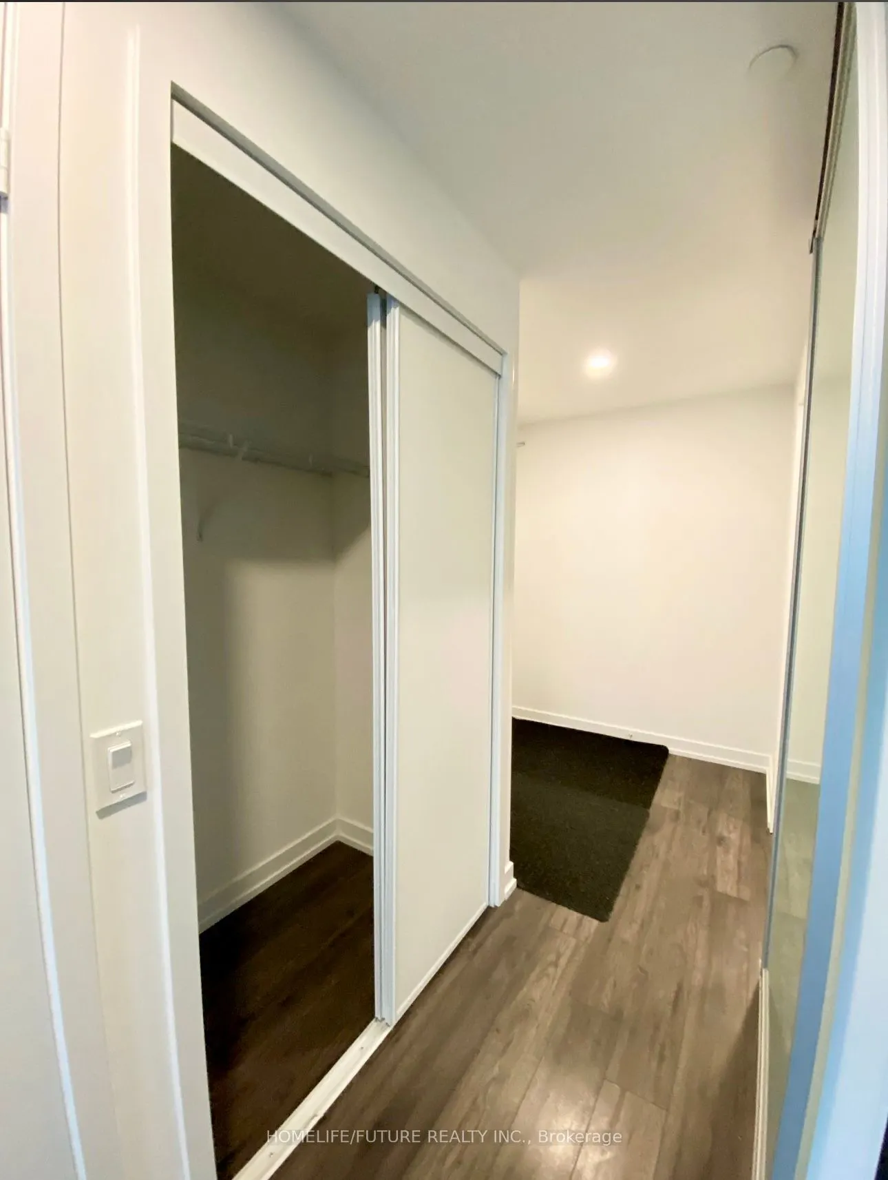 33 Helendale Avenue, #1802