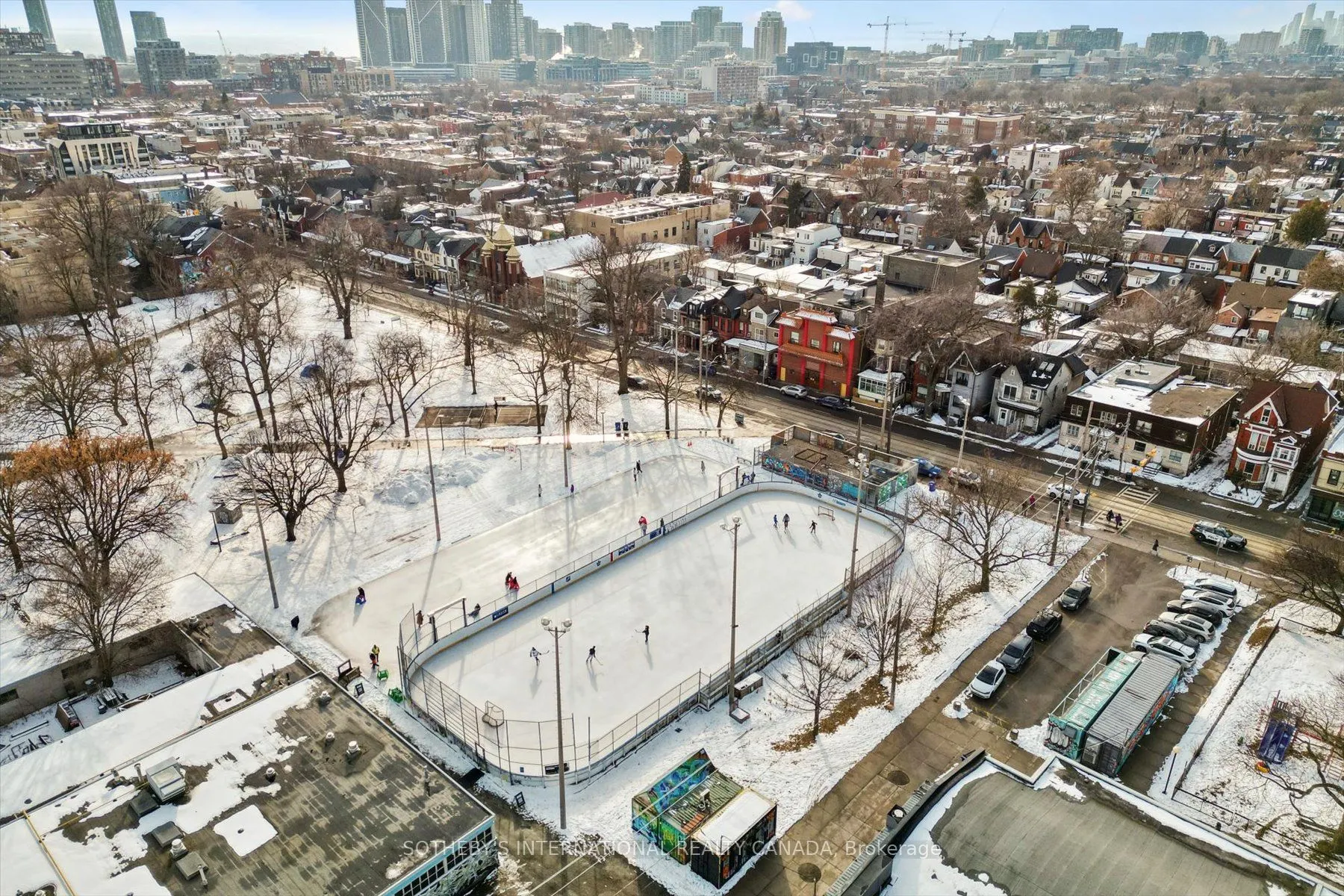 290 Bathurst Street