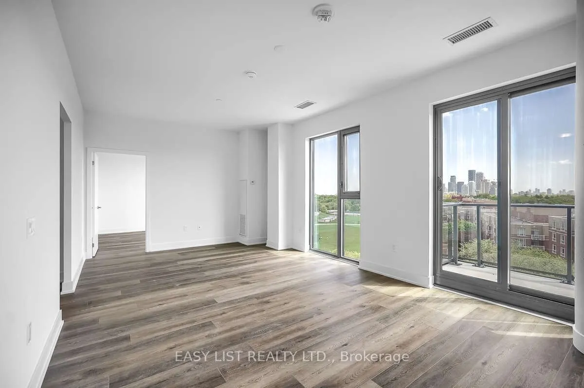 250 Lawrence Avenue W, #906
