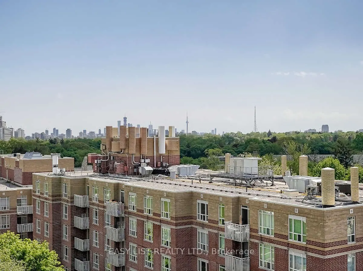 250 Lawrence Avenue W, #906