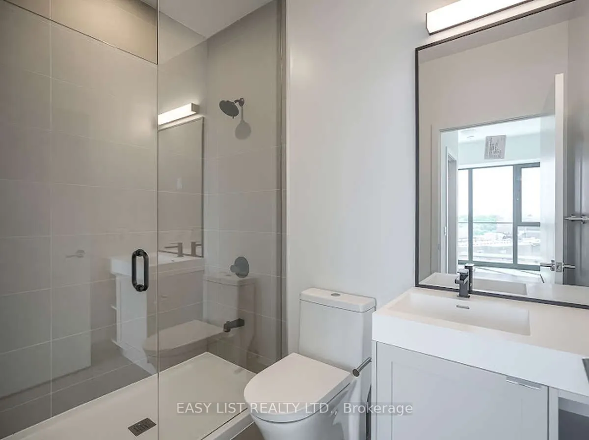250 Lawrence Avenue W, #906