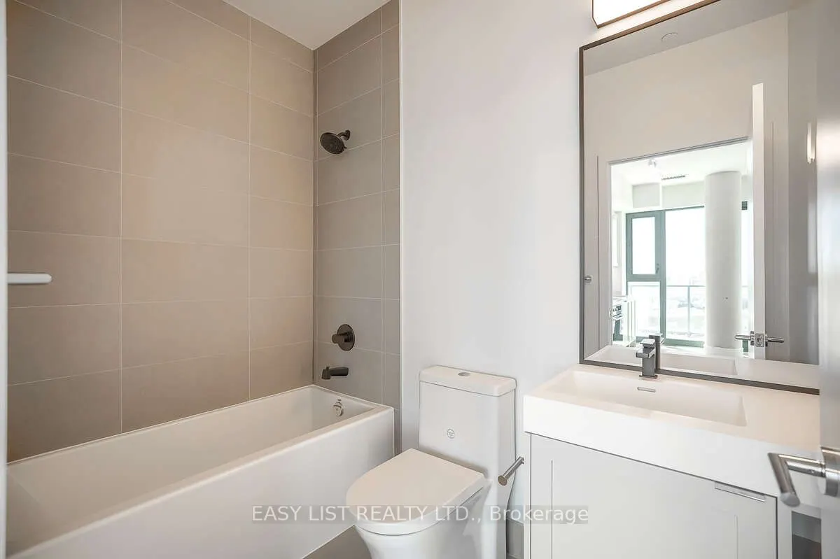 250 Lawrence Avenue W, #906