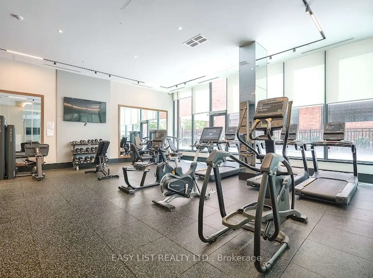 250 Lawrence Avenue W, #906