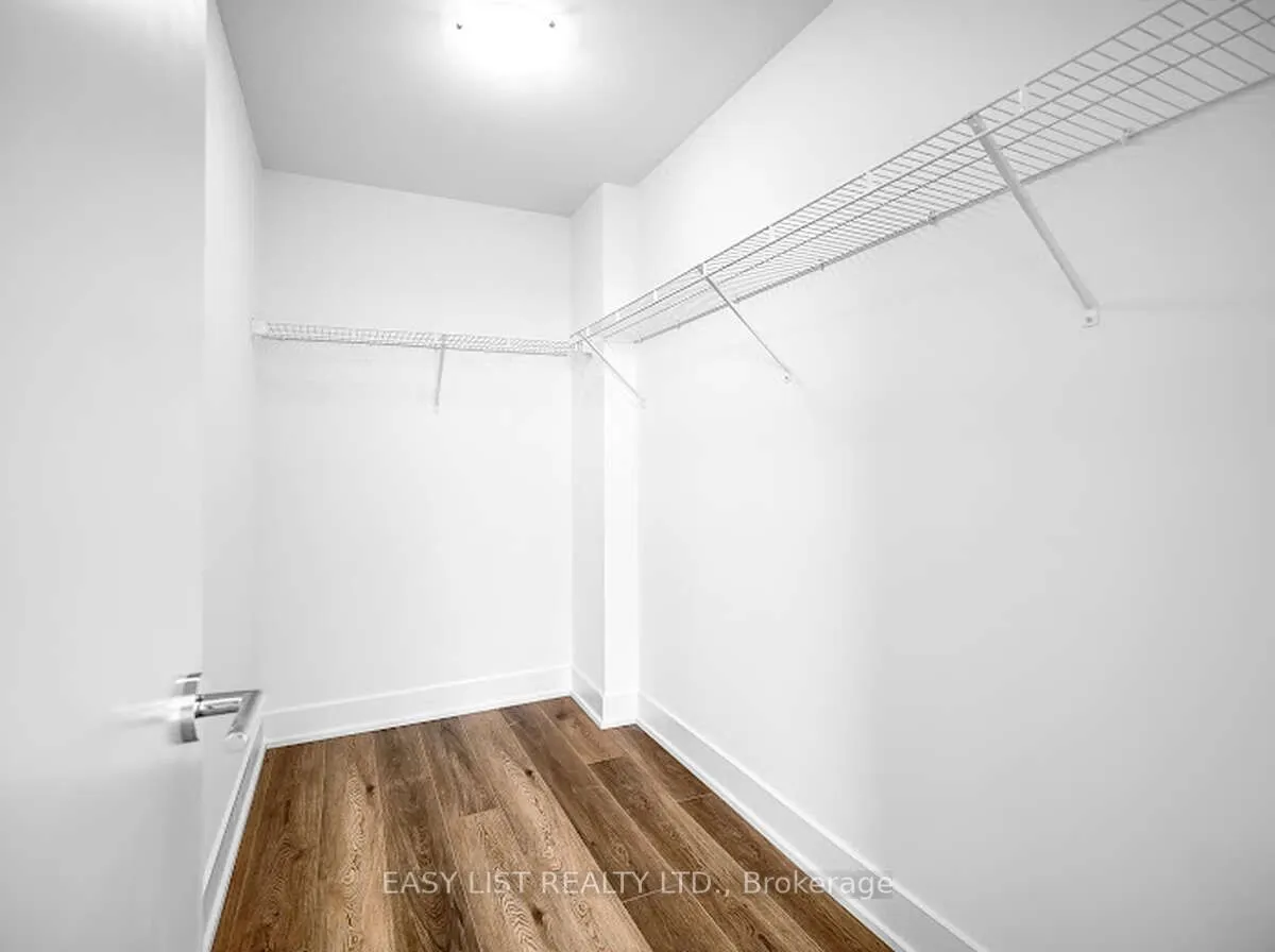 250 Lawrence Avenue W, #906