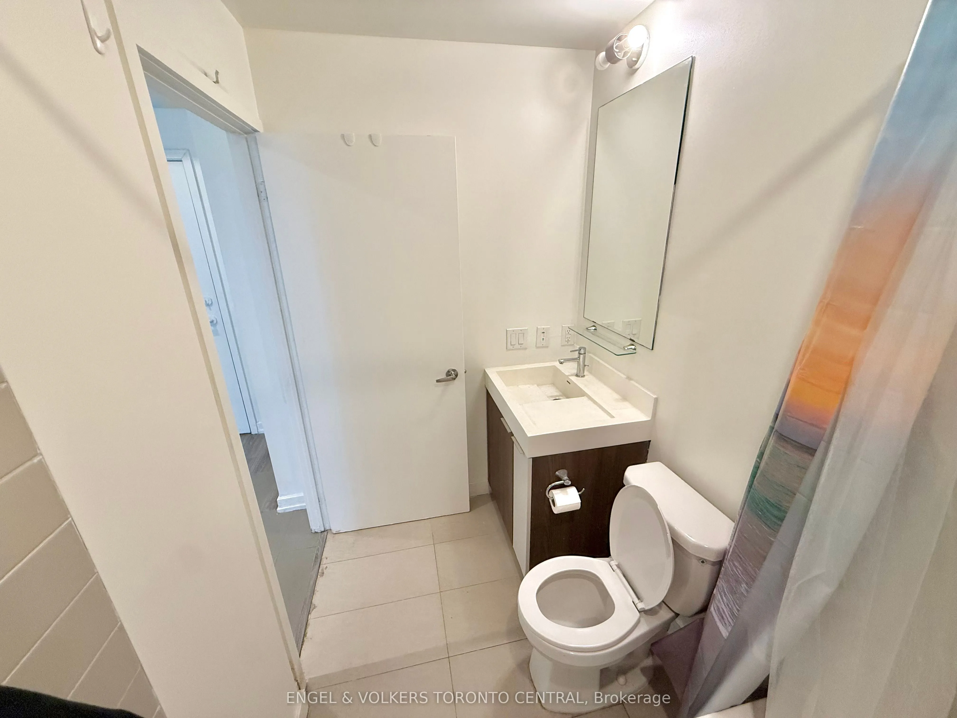 20 Tubman Avenue #1011