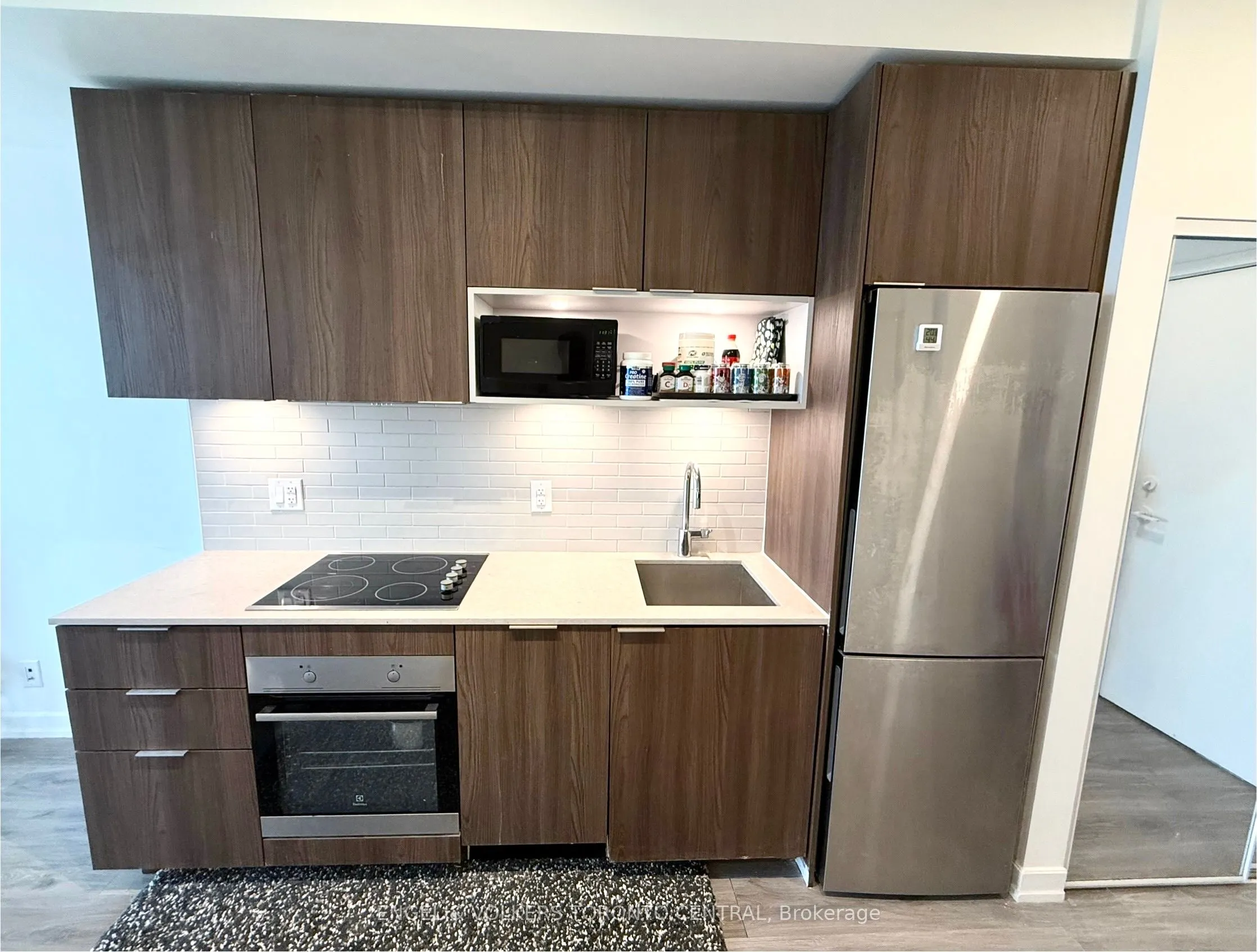 20 Tubman Avenue #1011