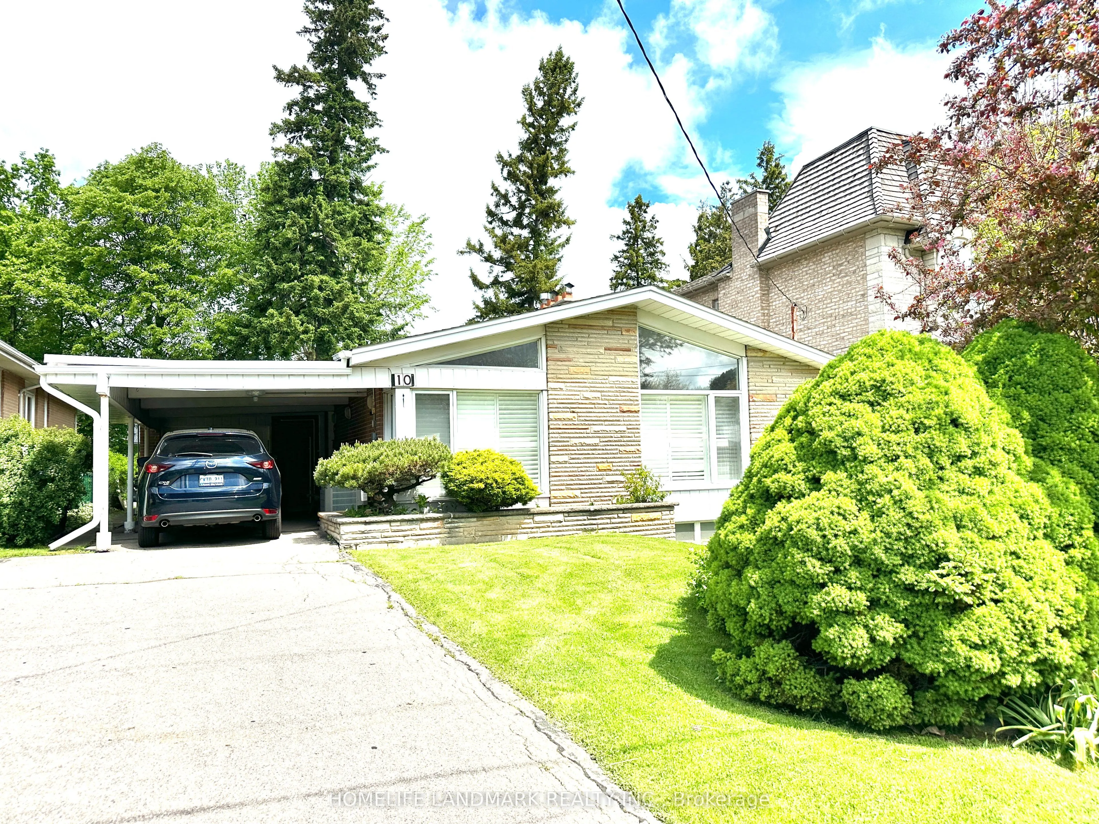 10 Blithfield Avenue