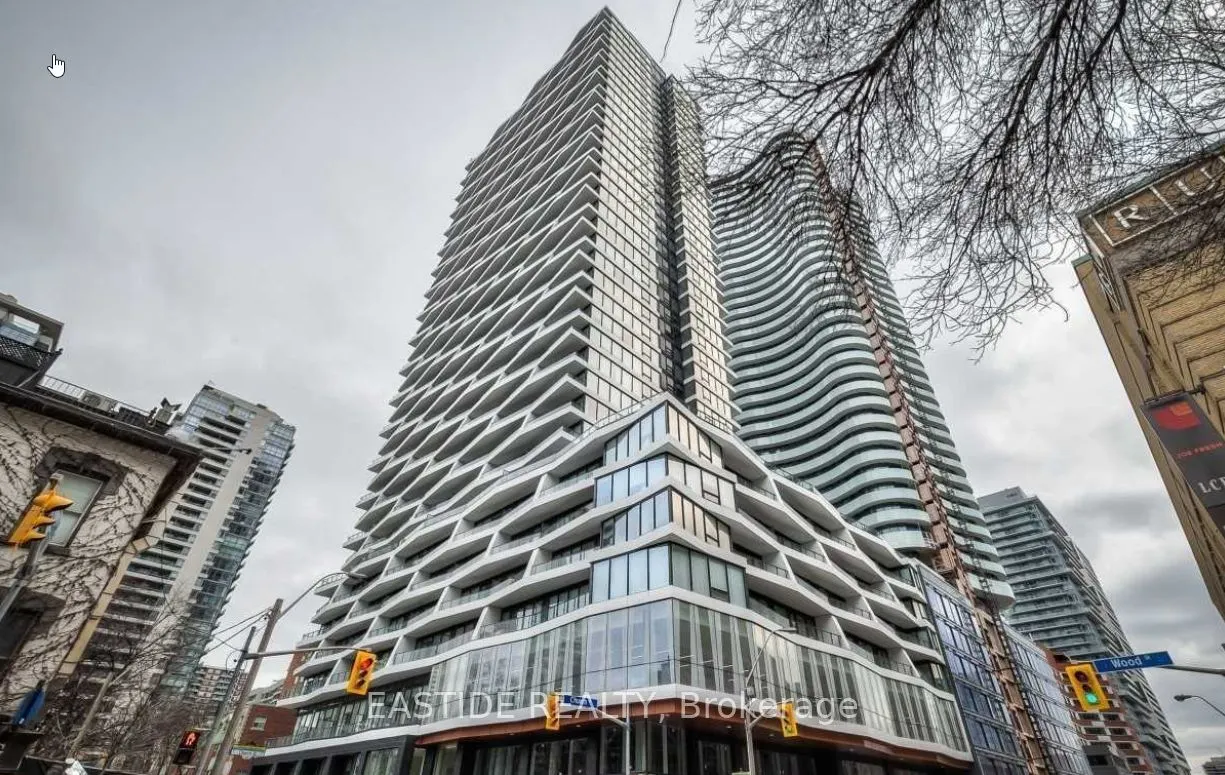 85 Wood Street, #Ph15