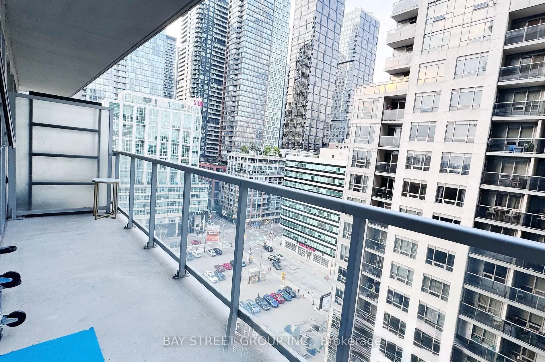 352 Front Street W, #1217